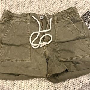 American Eagle Outfitters Khaki Stretch Shorts